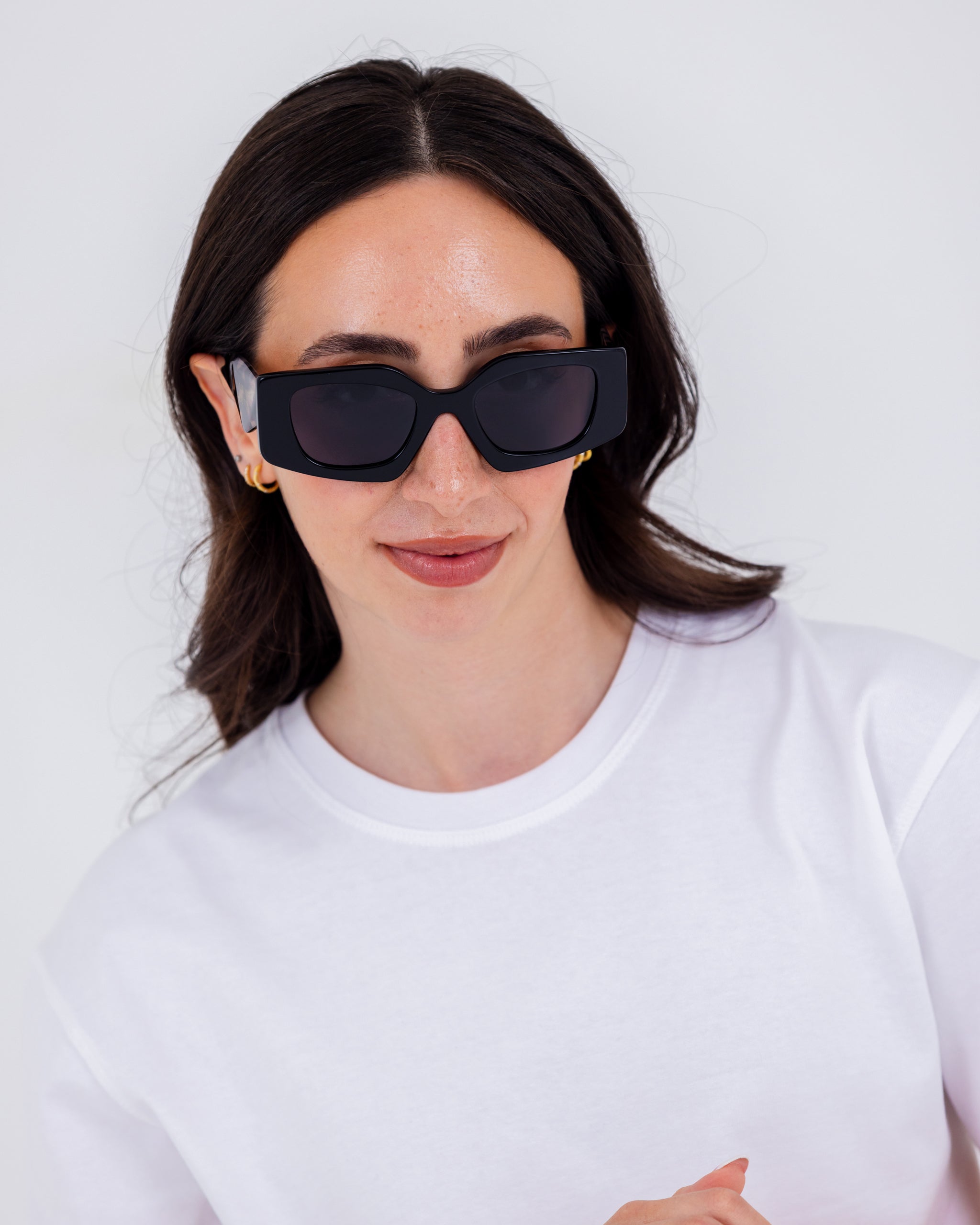 Limited Edition - ENCHANTÉ · CARBON BLACK LIGHT CAREY