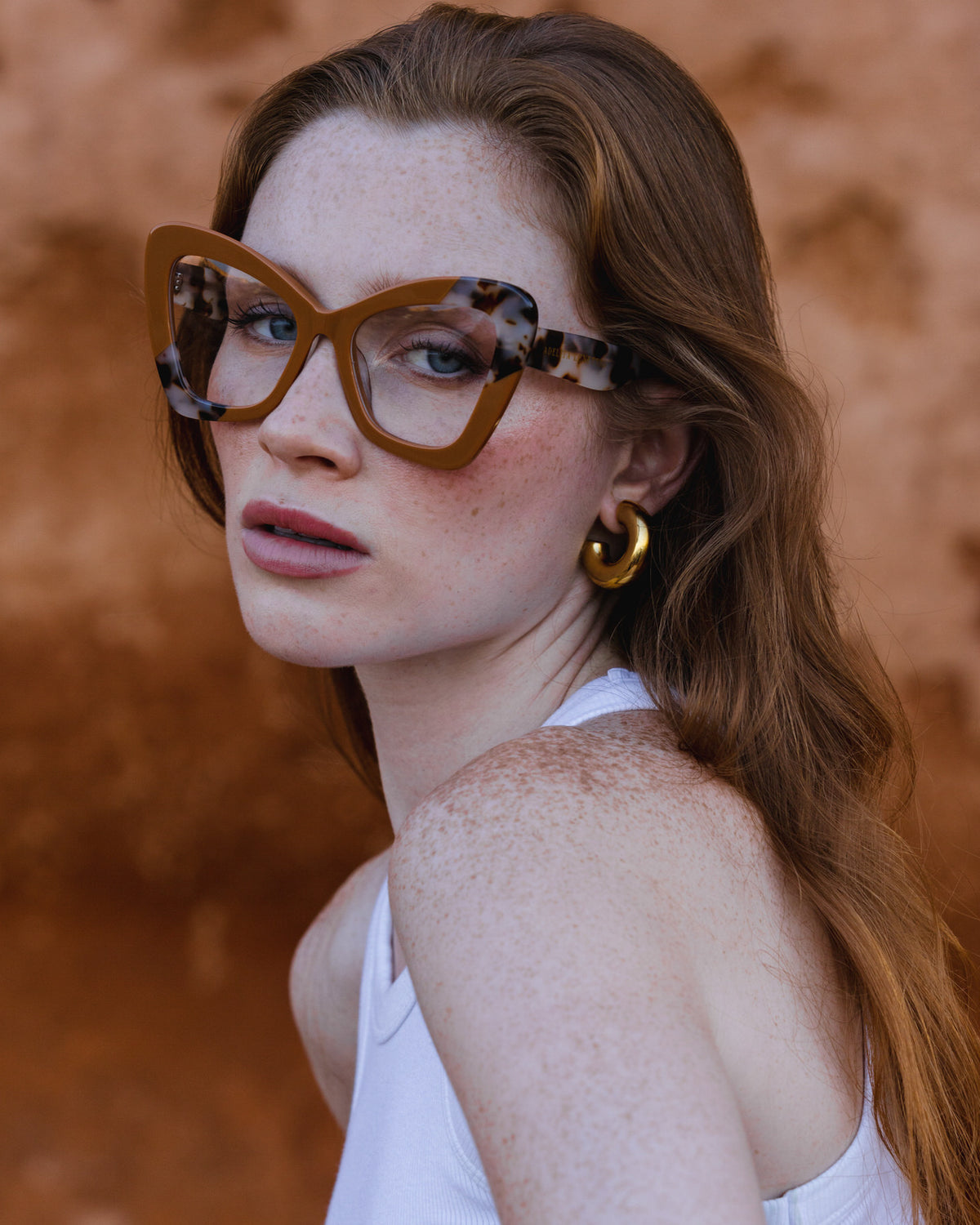 GALA · CARAMEL LIGHT CAREY