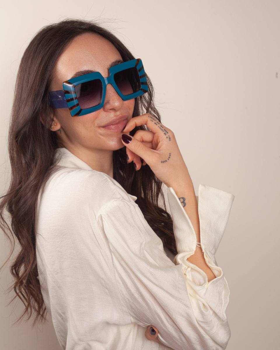 ELEOS · OCEAN BLUE CAREY GRADIENT