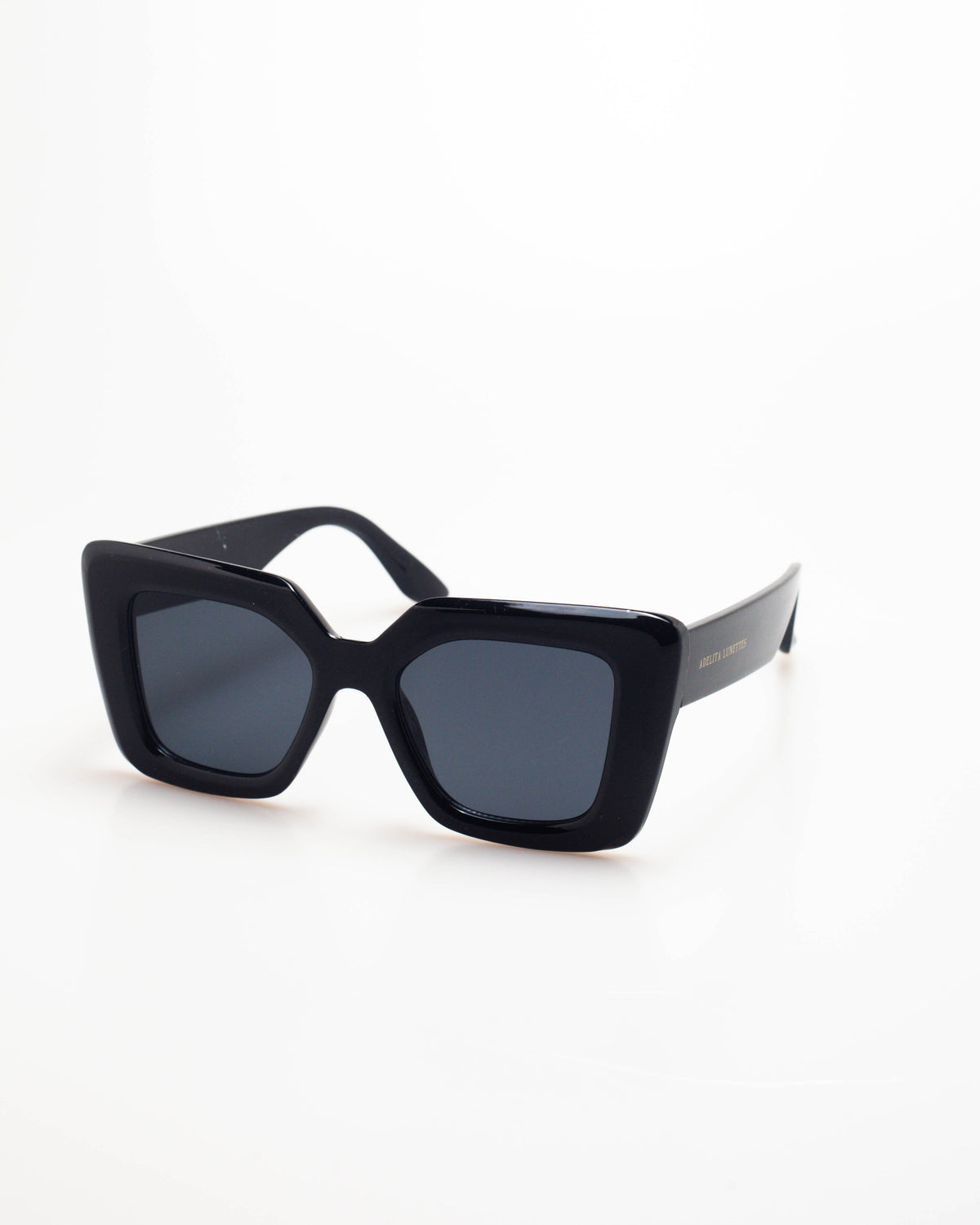 CANYON · CARBON BLACK