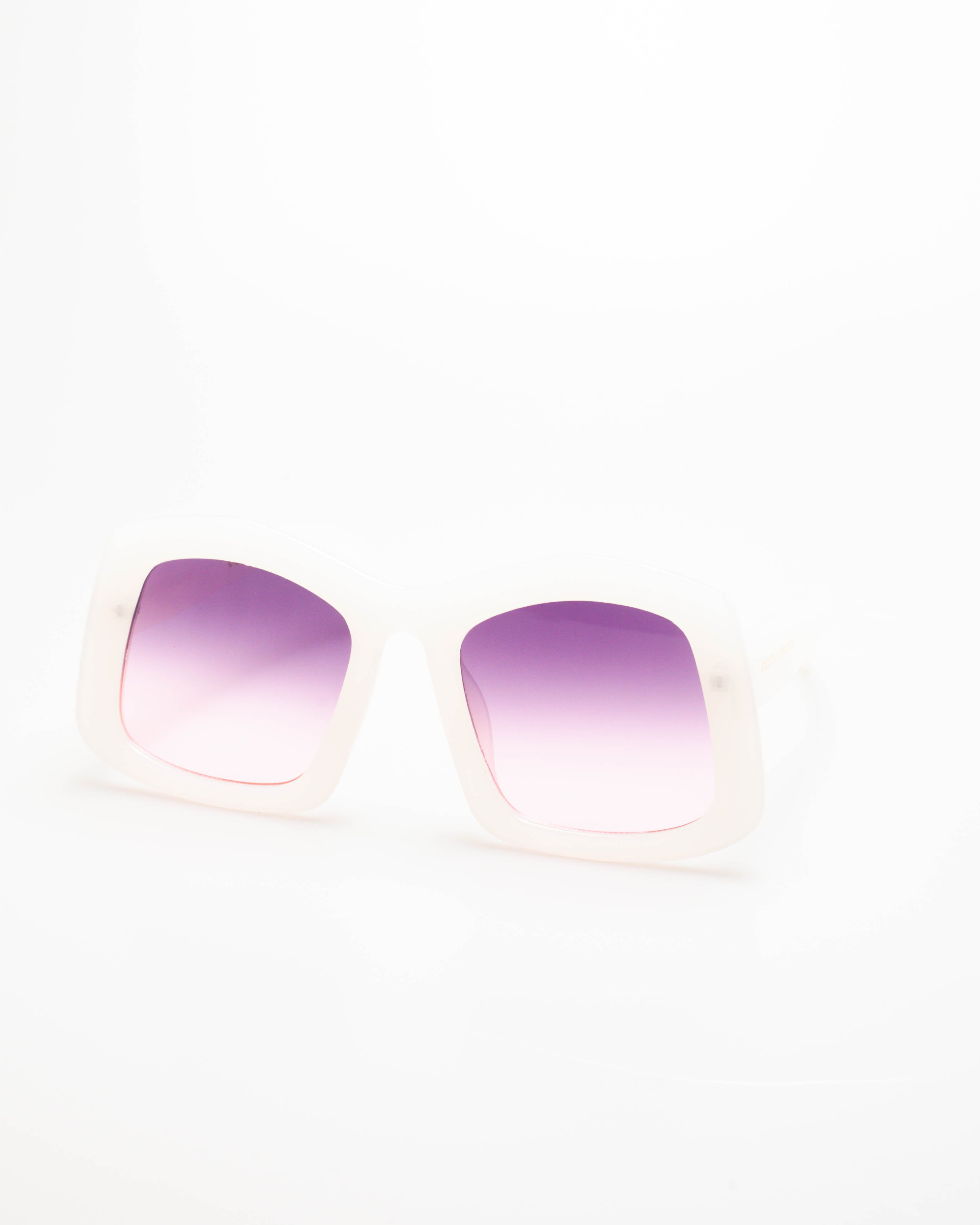SAVANNAH · ICE WHITE PURPLE GRADIENT